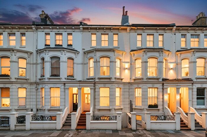 1 Bedroom Studio For Sale In Albert Road, Brighton, BN1