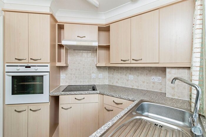 1 Bedroom Flat For Sale In Fisher Street, Paignton, TQ4