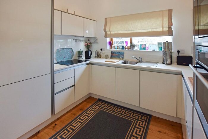 3 Bedroom Detached Bungalow For Sale In Drake Avenue, Yelland, Barnstaple, EX31