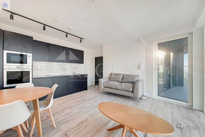 2 Bedroom Flat To Rent In Icon Tower, Portal Way, W3