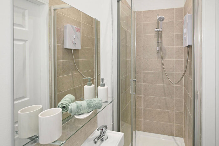 1 Bedroom Semi-Detached House To Rent In Burngreave, S4