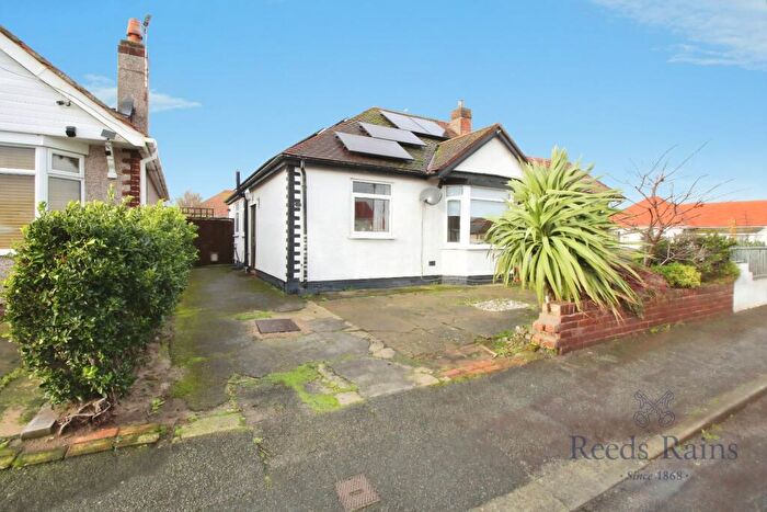 2 Bedroom Bungalow For Sale In Roy Avenue, Prestatyn, Denbighshire, LL19