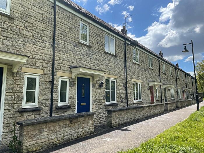 2 Bedroom Terraced House To Rent In Caradon Walk, Swindon, SN25