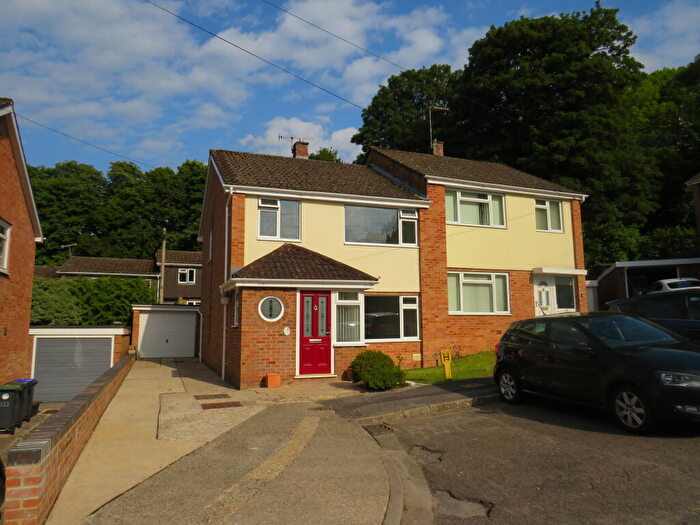 3 Bedroom House To Rent In Hollows Close, Salisbury, SP2