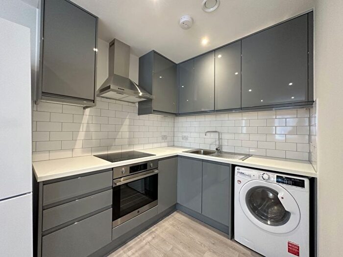 1 Bedroom Property To Rent In Chapel Street, Luton, LU1