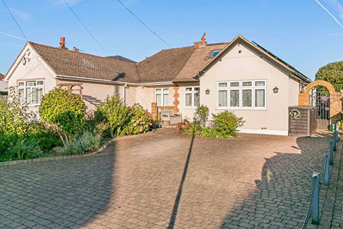 2 Bedroom Bungalow For Sale In Watersplash Road, Shepperton, Surrey, TW17