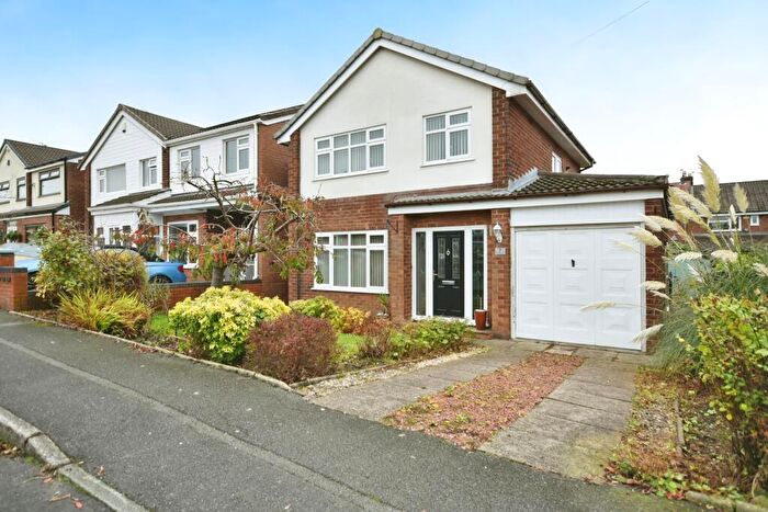 3 Bedroom Detached House For Sale In Danby Road, Hyde, Greater Manchester, SK14