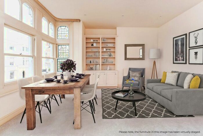 2 Bedroom Flat To Rent In Richmond Hill, Richmond, TW10