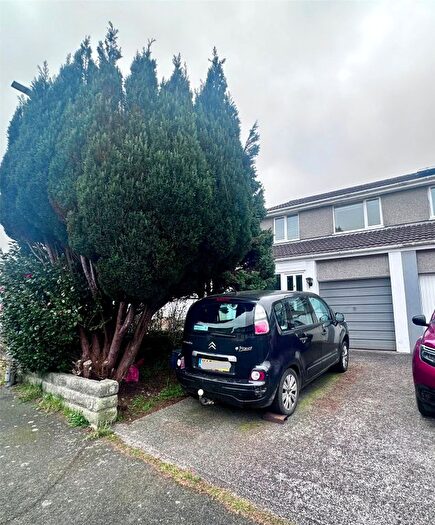 3 Bedroom Semi-Detached House For Sale In Park Stenak, Carharrack, Redruth, Cornwall, TR16