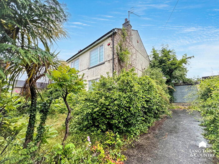 3 Bedroom Semi Detached House For Sale In Second Avenue, Plymstock, Plymouth., PL9