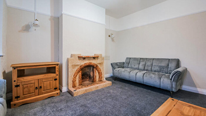 2 Bedroom Semi Detached House To Rent In Cherington Road, Selly Oak, Birmingham, B29