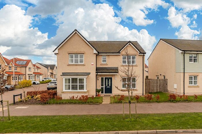 5 Bedroom Villa For Sale In Nethershiel Lane, East Calder, EH53