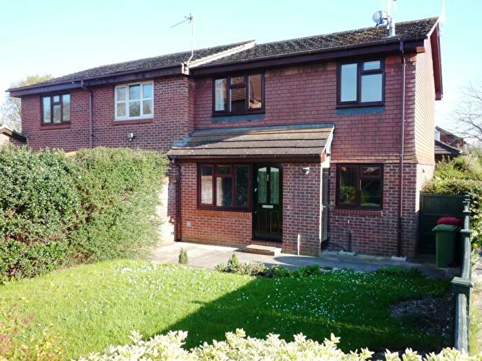 1 Bedroom Terraced House To Rent In ***Let Agreed***Littlebrook Avenue, Slough***Let Agreed***, SL2