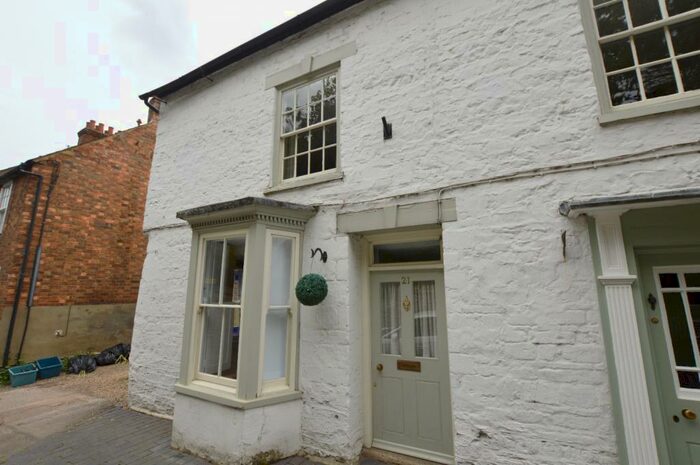 3 Bedroom End Of Terrace House To Rent In Weston Road, Olney, MK46