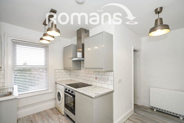 Studio To Rent In Radnor Street, Swindon, Wiltshire, SN1