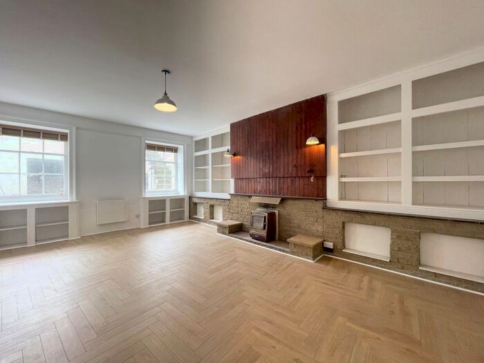 1 Bedroom Flat To Rent In Lewes Crescent, Brighton, BN2