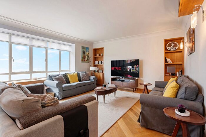 3 Bedroom Flat For Sale In Viceroy Court, Prince Albert Road, London, NW8
