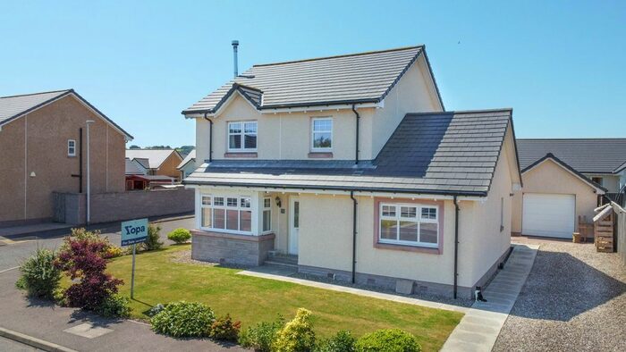4 Bedroom Detached House For Sale In Dunnichen Avenue, Gowanbank, Forfar, DD8