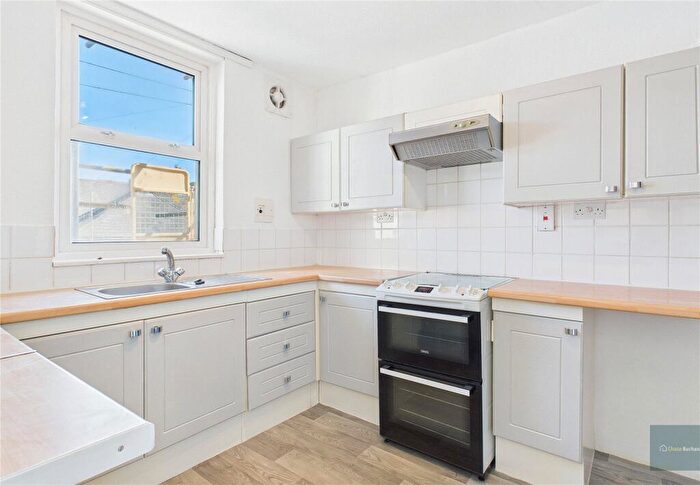 3 Bedroom Terraced House To Rent In St Aubyn Avenue, Plymouth, PL2