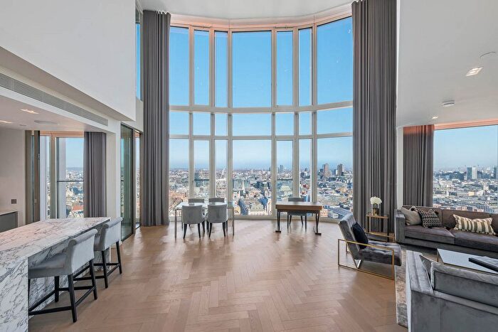 3 Bedroom Flat To Rent In Upper Ground, London, SE1