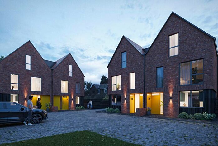 3 Bedroom Semi-Detached House For Sale In Mile End Close, Stockport, SK2