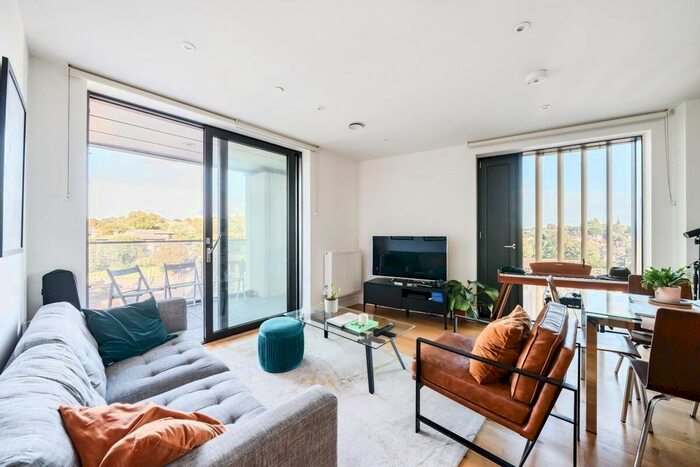 1 Bedroom Flat To Rent In Station Road, London, SE13