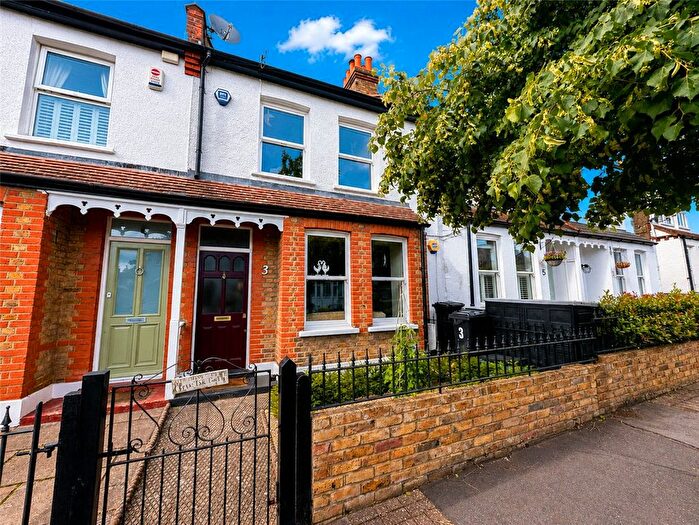 3 Bedroom Terraced House For Sale In Clarence Avenue, Bromley, Kent, BR1