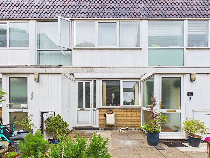 1 Bedroom Flat For Sale In Rowan Court, St. Nicholas Close, Barry, CF62