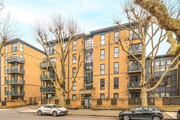2 Bedroom Flat To Rent In Spa Road, Bermondsey, SE16