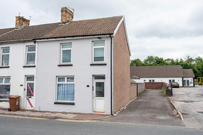 3 Bedroom End Of Terrace House For Sale In Dynevor Terrace, Nelson, CF46