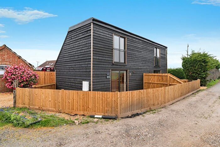 1 Bedroom Barn Conversion To Rent In Wimblington Road, Manea, PE15
