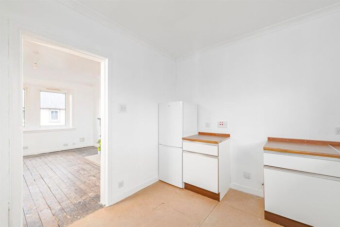 2 Bedroom Flat For Sale In Orchard Park, Kelso, TD5