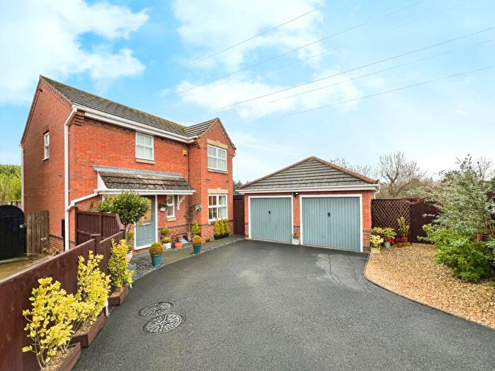 3 Bedroom Detached House For Sale In Killarney Close, Grantham, NG31
