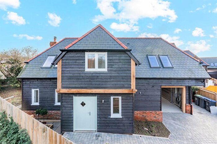 5 Bedroom Property For Sale In Church Lane Church Court, Whitstable, CT5