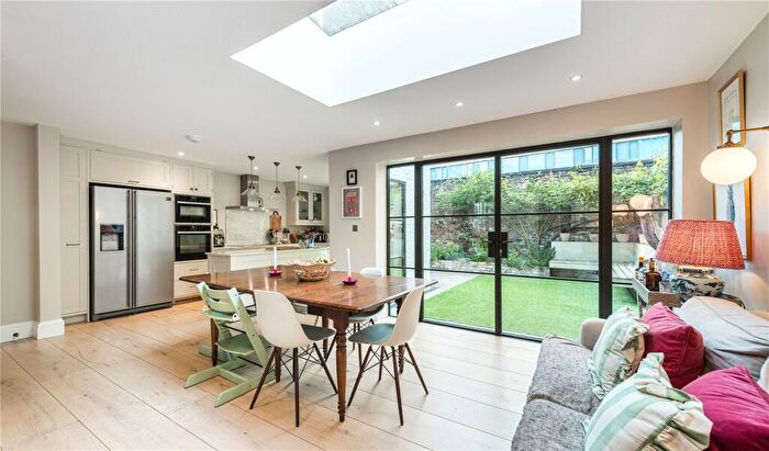 5 Bedroom Semi-Detached House For Sale In Orbel Street, London, SW11