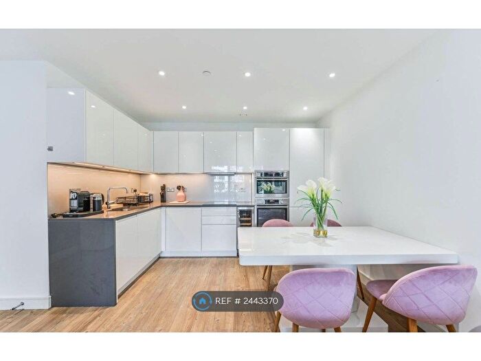 1 Bedroom Flat To Rent In Collet House, London, SW8