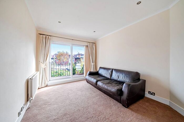 2 Bedroom Maisonette To Rent In Fairlawn Grove, London, W4
