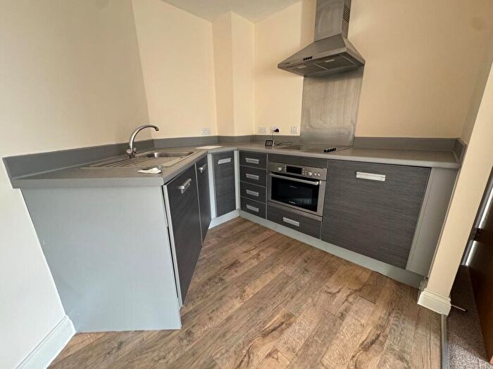 1 Bedroom Flat To Rent In Canal Street, Nottingham, Nottinghamshire, NG1