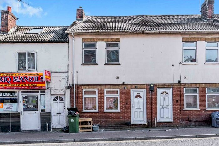 2 Bedroom Flat To Rent In Bevois Valley Road, Southampton, Hampshire, SO14