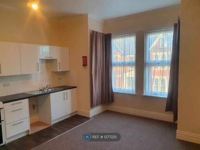 1 Bedroom Flat To Rent In Goldington Avenue, Bedford MK40
