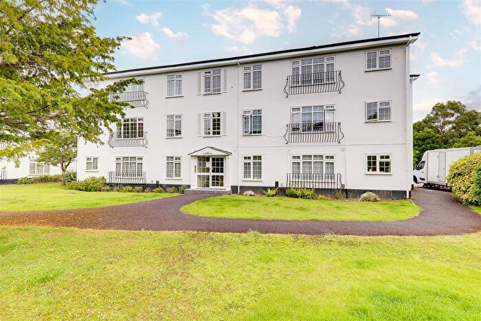 1 Bedroom Flat For Sale In St. Botolphs Road, Worthing, BN11