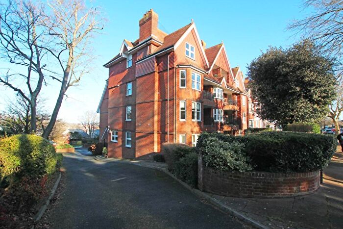 2 Bedroom Flat For Sale In St Johns Road, Eastbourne, BN20