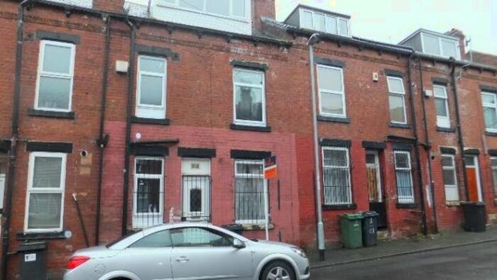 2 Bedroom Terraced House To Rent In Brompton Row, Holbeck, Leeds, LS11