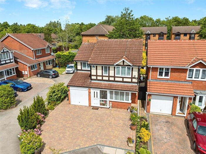 4 Bedroom Detached House For Sale In Osprey Close, Bicester, Oxfordshire, OX26