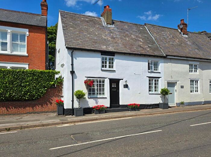 2 Bedroom Cottage For Sale In High Street, West Haddon, Northampton, NN6