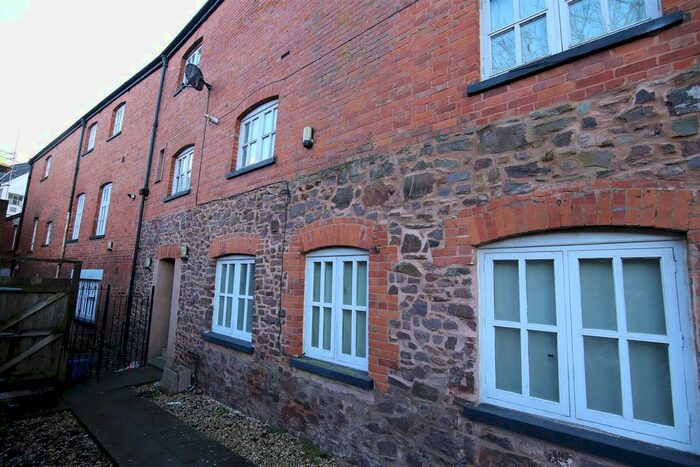 3 Bedroom Semi-Detached House To Rent In Janes Court, Tiverton, EX16