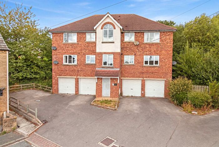 2 Bedroom Flat For Sale In Perseverance Street, Pudsey, LS28