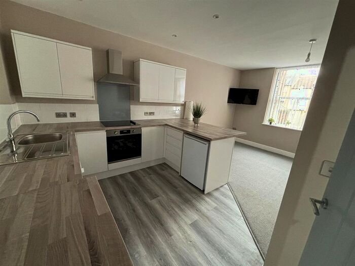 1 Bedroom Flat To Rent In Scale Lane, Hull, HU1