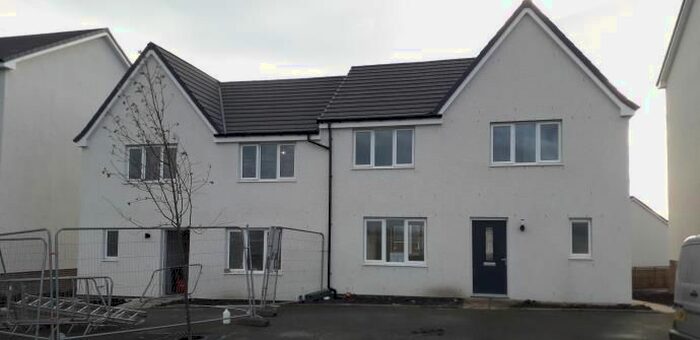 4 Bedroom Semi-Detached House To Rent In Dysart Muir Farm Road, Kirkcaldy KY1