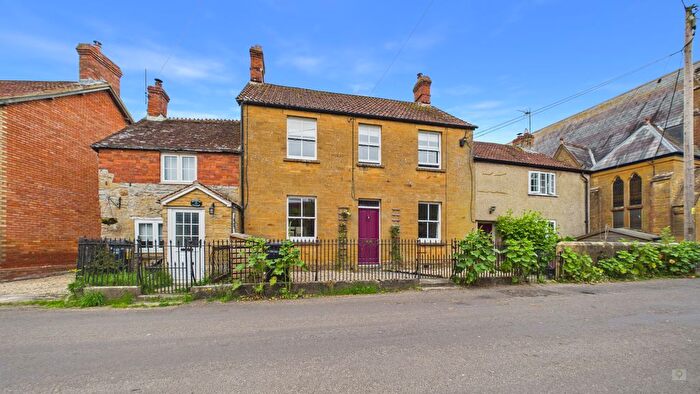 3 Bedroom Terraced House For Sale In Kingsbury Episcopi, Martock, TA12